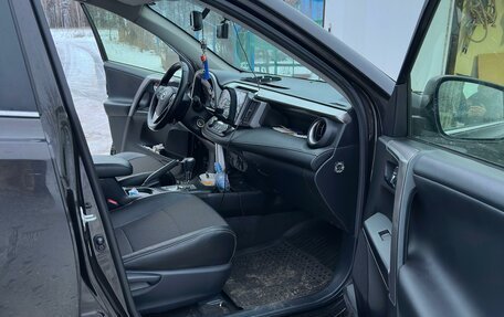 Toyota RAV4, 2015 год, 2 250 000 рублей, 17 фотография