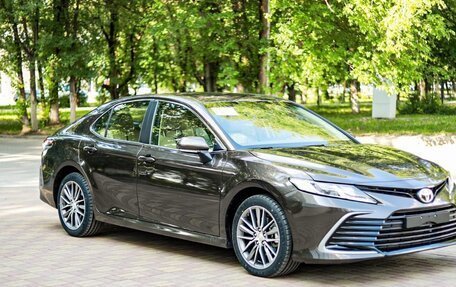 Toyota Camry, 2023 год, 4 500 000 рублей, 2 фотография