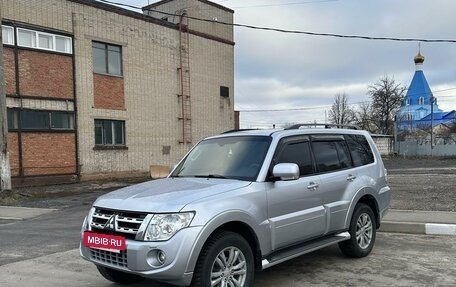 Mitsubishi Pajero IV, 2012 год, 2 300 000 рублей, 2 фотография