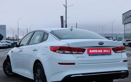 KIA Optima IV, 2019 год, 1 850 000 рублей, 5 фотография