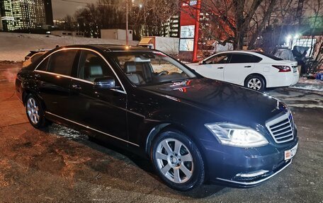 Mercedes-Benz S-Класс, 2010 год, 1 850 000 рублей, 2 фотография