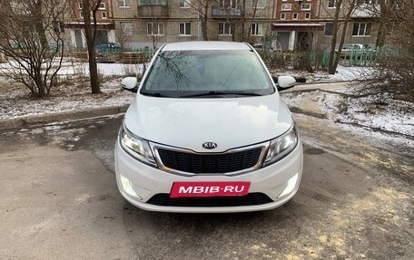 KIA Rio III рестайлинг, 2013 год, 860 000 рублей, 1 фотография