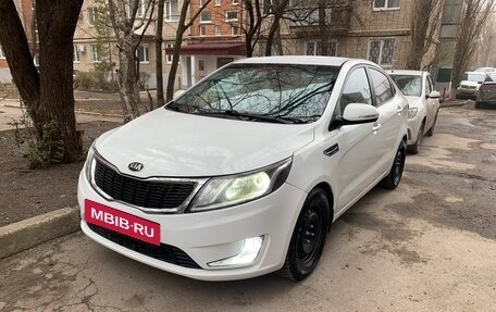 KIA Rio III рестайлинг, 2013 год, 860 000 рублей, 7 фотография