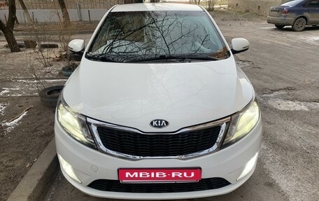 KIA Rio III рестайлинг, 2013 год, 860 000 рублей, 8 фотография