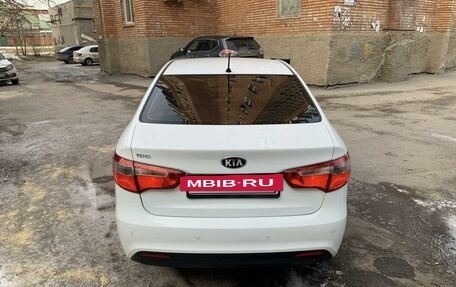 KIA Rio III рестайлинг, 2013 год, 860 000 рублей, 4 фотография