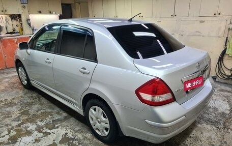 Nissan Tiida, 2011 год, 890 000 рублей, 3 фотография