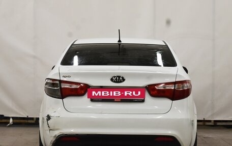 KIA Rio III рестайлинг, 2013 год, 750 000 рублей, 4 фотография