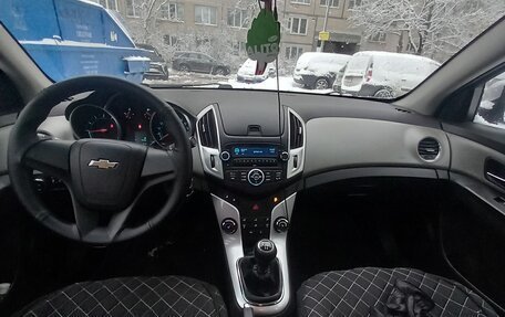 Chevrolet Cruze II, 2014 год, 670 000 рублей, 15 фотография