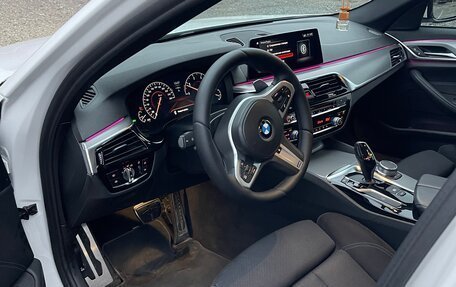 BMW 5 серия, 2018 год, 3 700 000 рублей, 6 фотография