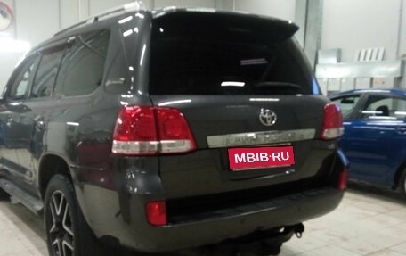 Toyota Land Cruiser 200, 2011 год, 3 096 000 рублей, 4 фотография