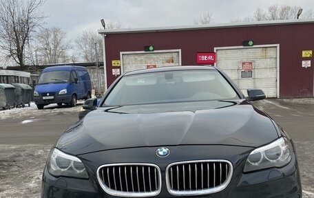 BMW 5 серия, 2014 год, 2 400 000 рублей, 2 фотография