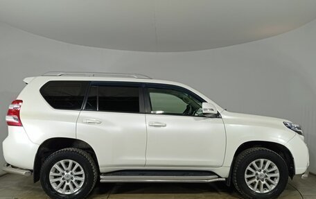 Toyota Land Cruiser Prado 150 рестайлинг 2, 2013 год, 2 900 000 рублей, 4 фотография