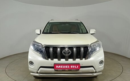 Toyota Land Cruiser Prado 150 рестайлинг 2, 2013 год, 2 900 000 рублей, 2 фотография