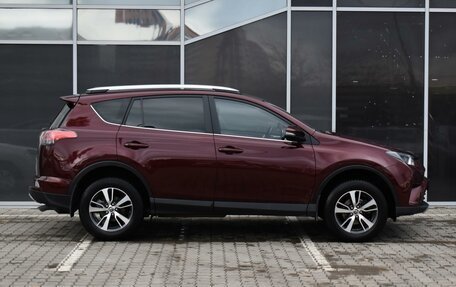 Toyota RAV4, 2017 год, 2 680 000 рублей, 5 фотография