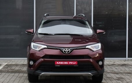 Toyota RAV4, 2017 год, 2 680 000 рублей, 3 фотография