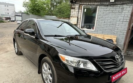 Toyota Camry, 2011 год, 1 700 000 рублей, 1 фотография