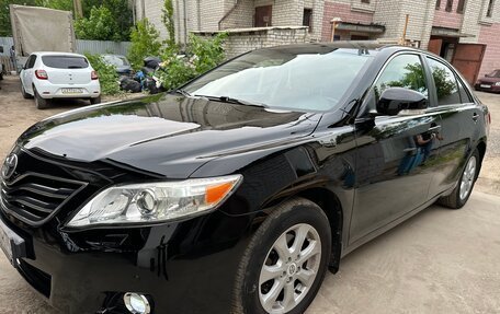 Toyota Camry, 2011 год, 1 700 000 рублей, 2 фотография