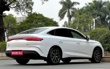 BYD Qin, 2024 год, 2 300 000 рублей, 7 фотография