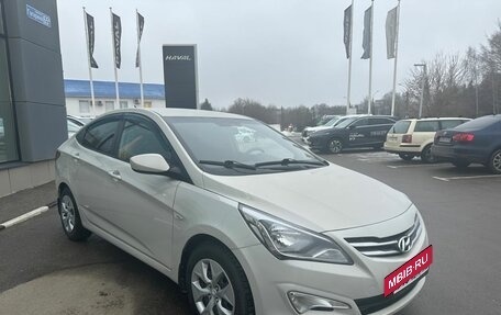 Hyundai Solaris II рестайлинг, 2015 год, 1 049 000 рублей, 3 фотография