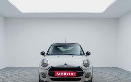 MINI Hatch, 2018 год, 1 995 000 рублей, 2 фотография