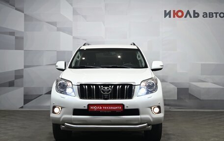 Toyota Land Cruiser Prado 150 рестайлинг 2, 2011 год, 3 050 000 рублей, 2 фотография