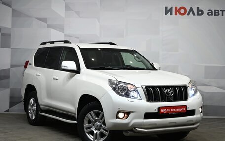 Toyota Land Cruiser Prado 150 рестайлинг 2, 2011 год, 3 050 000 рублей, 3 фотография