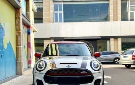 MINI Hatch, 2021 год, 2 760 000 рублей, 2 фотография