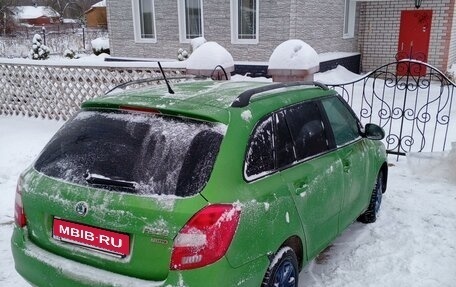 Skoda Fabia II, 2012 год, 270 000 рублей, 3 фотография