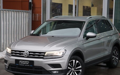 Volkswagen Tiguan II, 2019 год, 2 925 000 рублей, 1 фотография