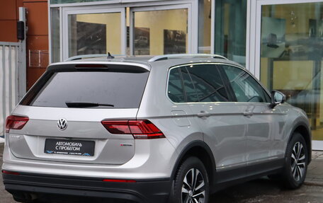 Volkswagen Tiguan II, 2019 год, 2 925 000 рублей, 5 фотография