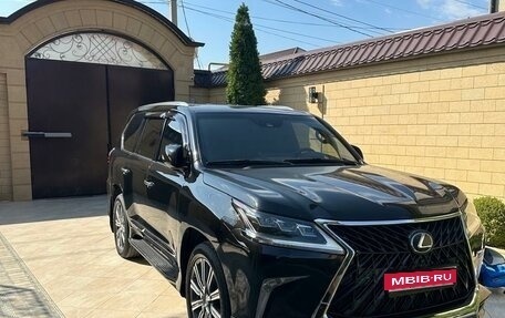 Lexus LX III, 2017 год, 8 000 000 рублей, 1 фотография