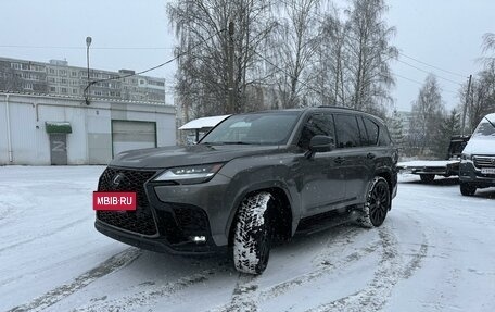 Lexus LX, 2023 год, 25 000 000 рублей, 3 фотография