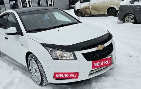 Chevrolet Cruze II, 2010 год, 560 000 рублей, 12 фотография