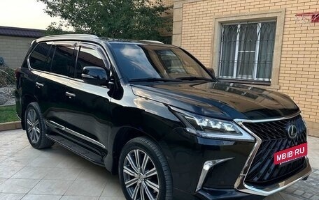 Lexus LX III, 2017 год, 8 000 000 рублей, 4 фотография