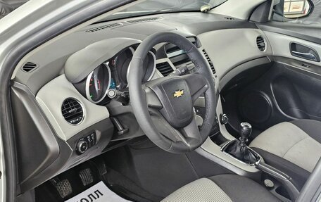 Chevrolet Cruze II, 2012 год, 979 000 рублей, 13 фотография