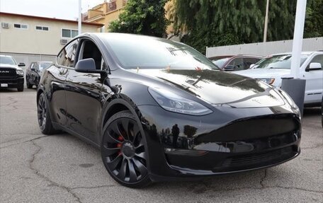 Tesla Model Y I, 2023 год, 6 100 000 рублей, 3 фотография