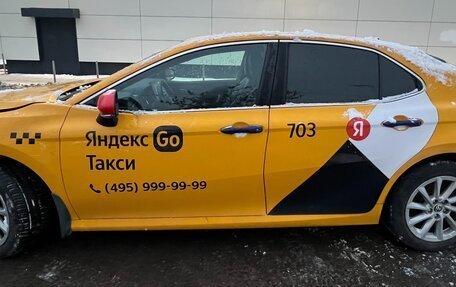 Toyota Camry, 2021 год, 2 550 000 рублей, 4 фотография