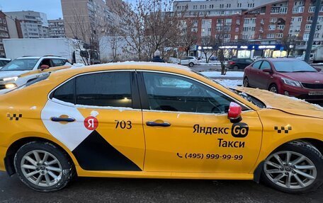 Toyota Camry, 2021 год, 2 550 000 рублей, 2 фотография