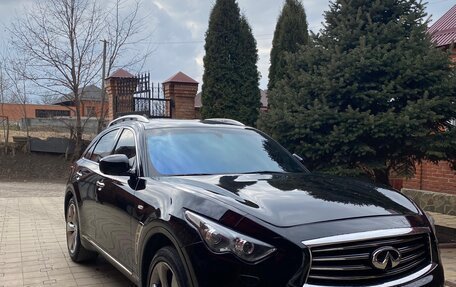 Infiniti FX II, 2013 год, 1 850 000 рублей, 3 фотография