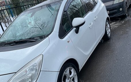 Opel Meriva, 2011 год, 648 000 рублей, 2 фотография