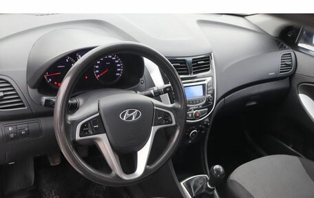 Hyundai Accent IV, 2012 год, 700 000 рублей, 6 фотография