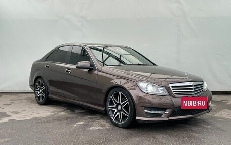 Mercedes-Benz C-Класс, 2013 год, 1 900 000 рублей, 2 фотография