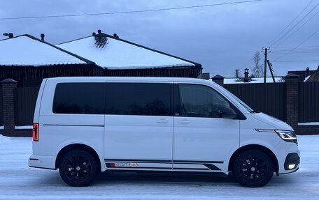 Volkswagen Multivan T6 рестайлинг, 2021 год, 7 999 999 рублей, 2 фотография