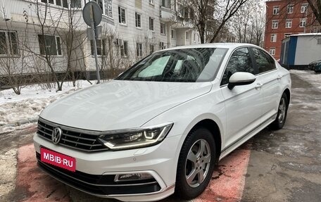 Volkswagen Passat B8 рестайлинг, 2017 год, 2 250 000 рублей, 1 фотография