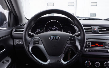 KIA Rio III рестайлинг, 2015 год, 996 000 рублей, 12 фотография