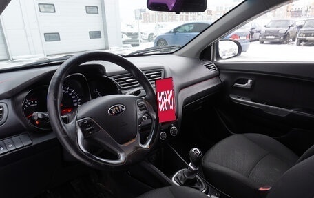 KIA Rio III рестайлинг, 2015 год, 996 000 рублей, 10 фотография