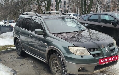 Mitsubishi Outlander III рестайлинг 3, 2005 год, 415 000 рублей, 3 фотография