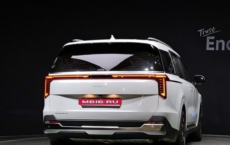 KIA Carnival, 2024 год, 4 979 735 рублей, 4 фотография