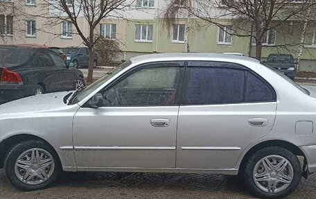 Hyundai Accent II, 2000 год, 13 фотография