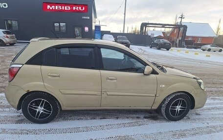 KIA Rio II, 2010 год, 500 000 рублей, 2 фотография